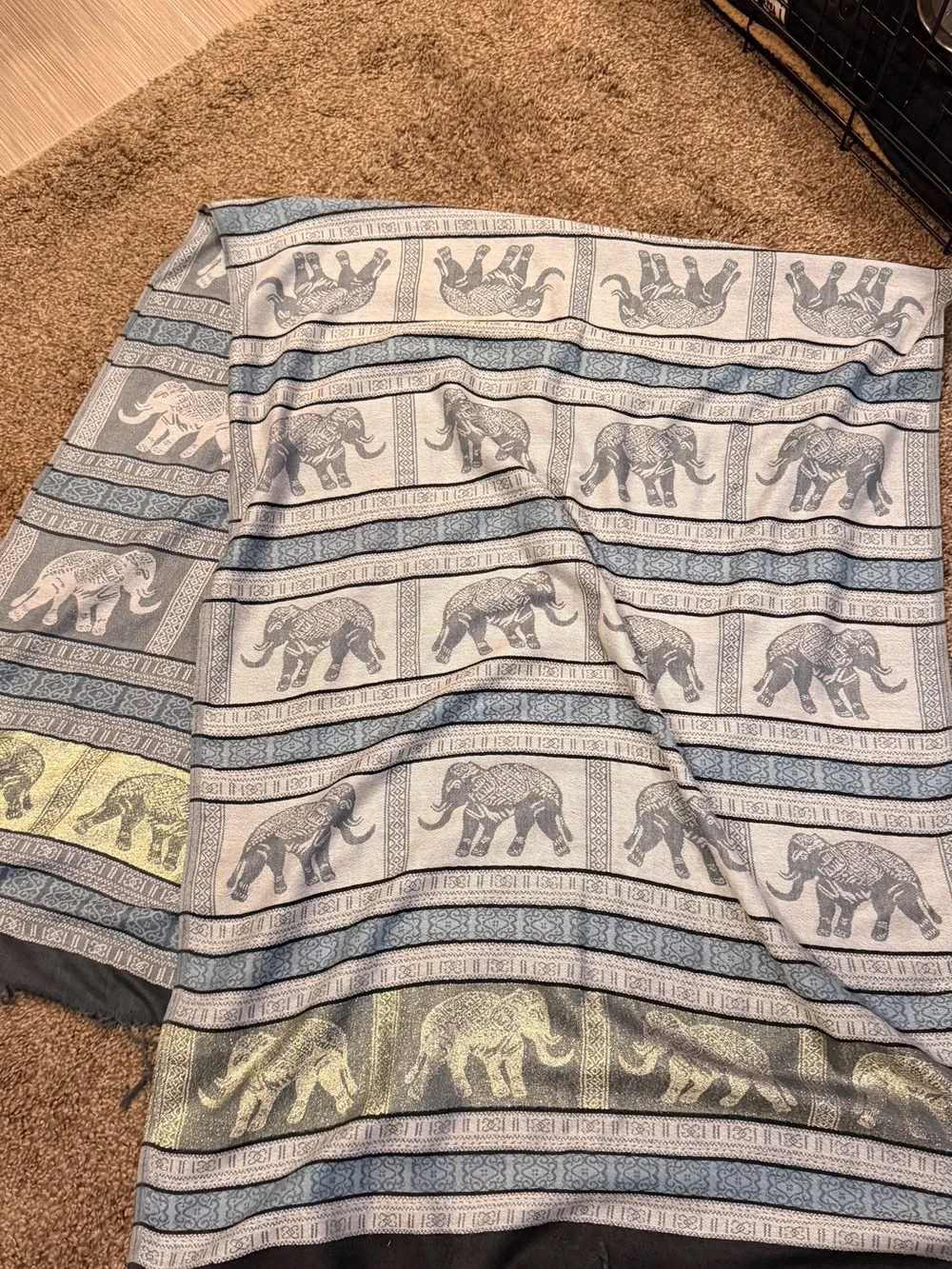Elephant Pattern Throw scarf in Gray and Blue casmere